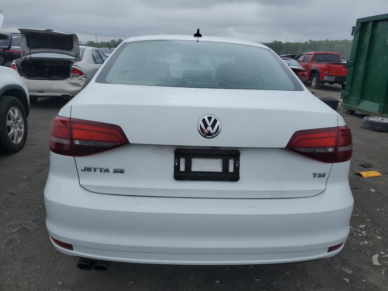 3VWDB7AJ7JM260614 2018 Volkswagen Jetta Se