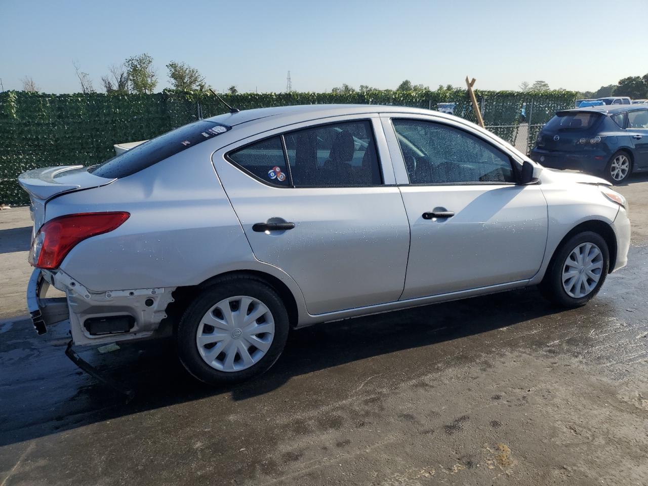 2019 Nissan Versa S vin: 3N1CN7AP9KL877047