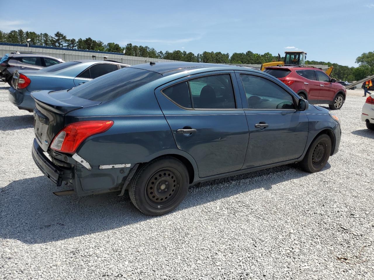 3N1CN7AP3FL890673 2015 Nissan Versa S