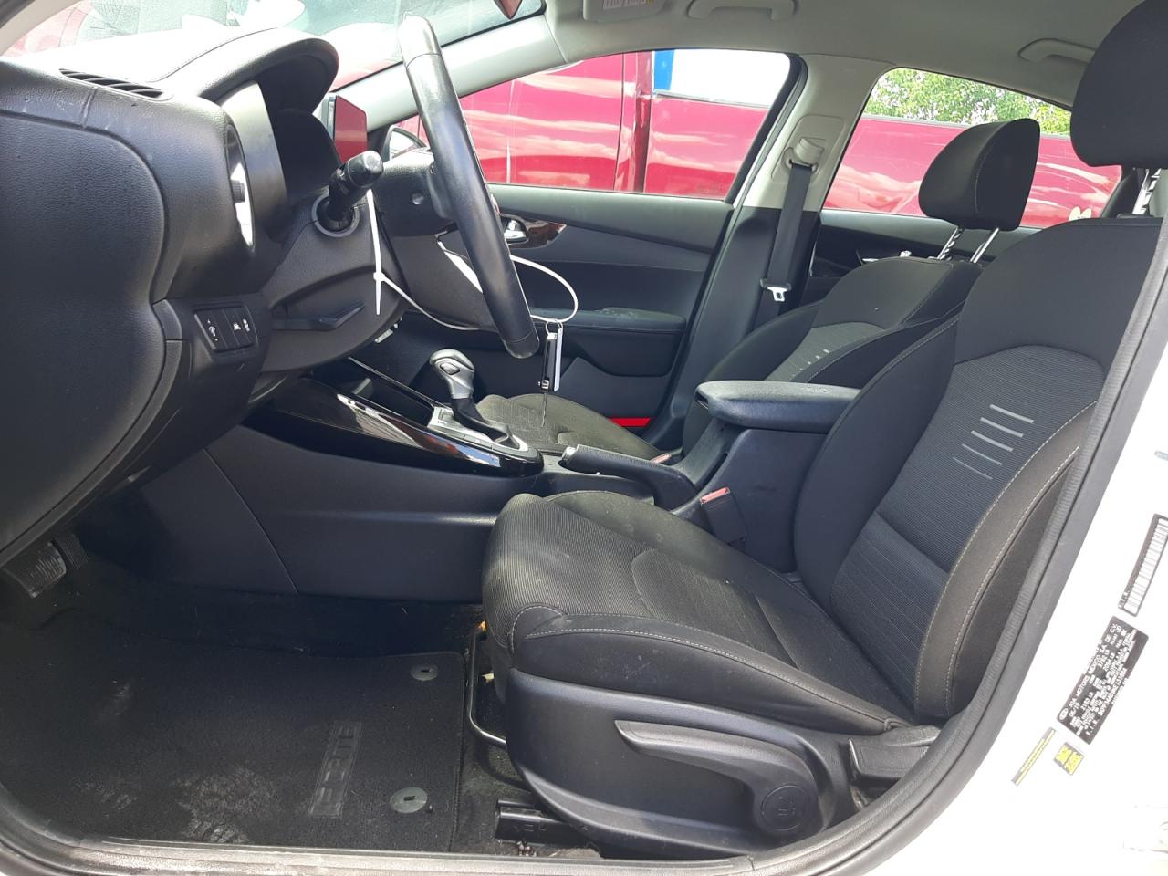 3KPF34AD9KE131884 2019 Kia Forte Gt Line