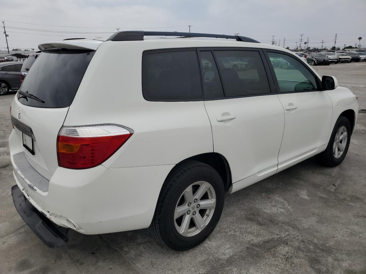 5TDKK3EH8AS006470 2010 Toyota Highlander Se