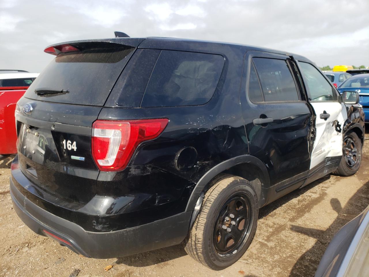 1FM5K8AR8HGA62756 2017 Ford Explorer Police Interceptor