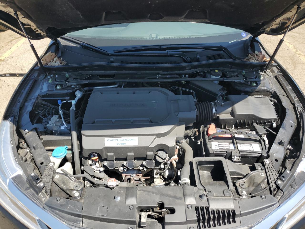 1HGCR3F91HA039827 2017 Honda Accord Touring