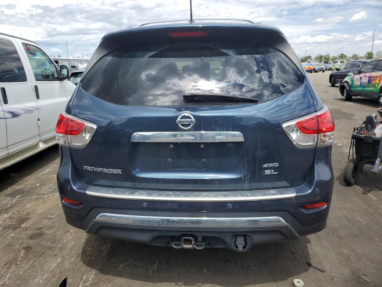 2014 Nissan Pathfinder S vin: 5N1AR2MM8EC617523