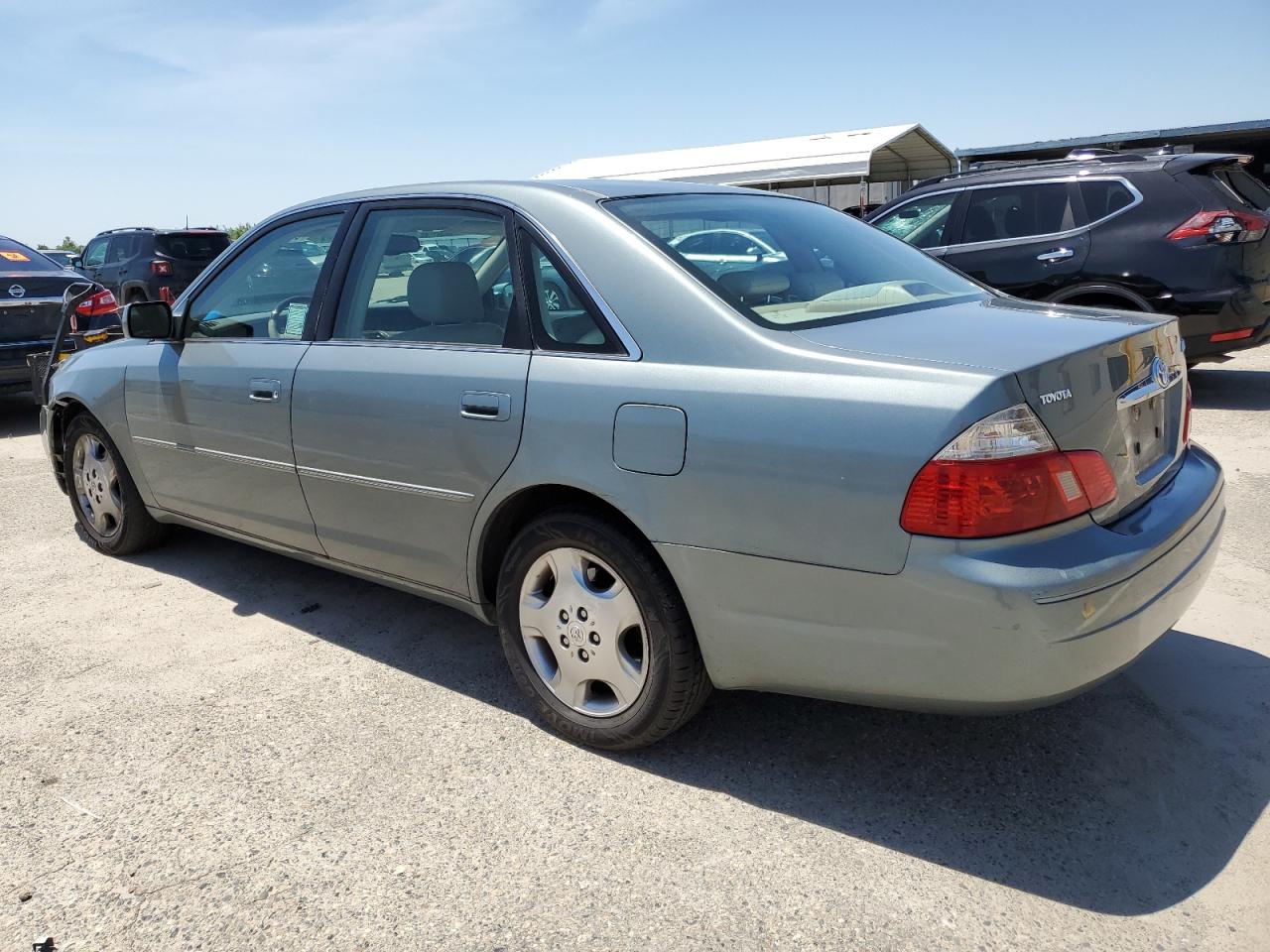 4T1BF28B74U352379 2004 Toyota Avalon Xl