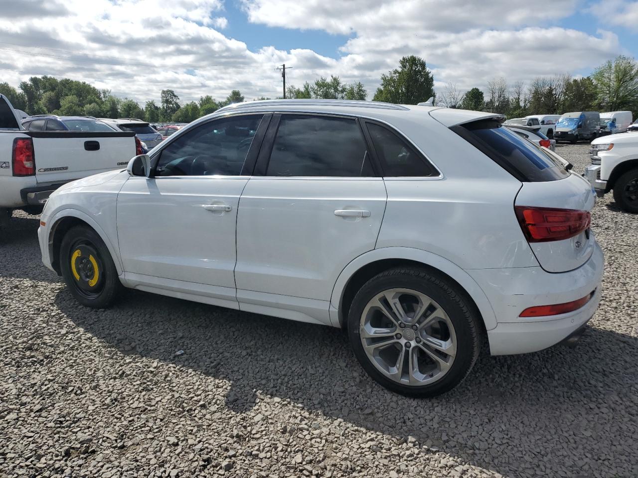 WA1JCCFS9HR000957 2017 Audi Q3 Premium Plus