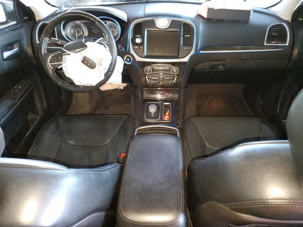 2C3CCAEG6GH277875 2016 Chrysler 300C