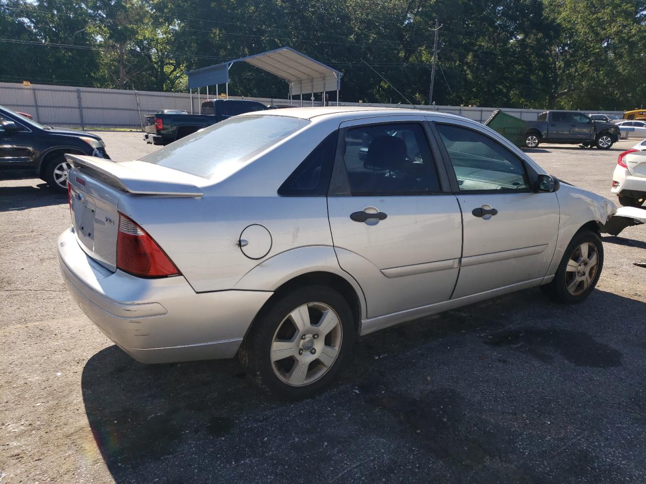 Lot #2699027750 2006 FORD FOCUS ZX4