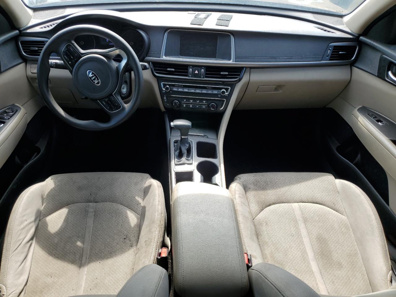 5XXGT4L3XJG269318 2018 Kia Optima Lx