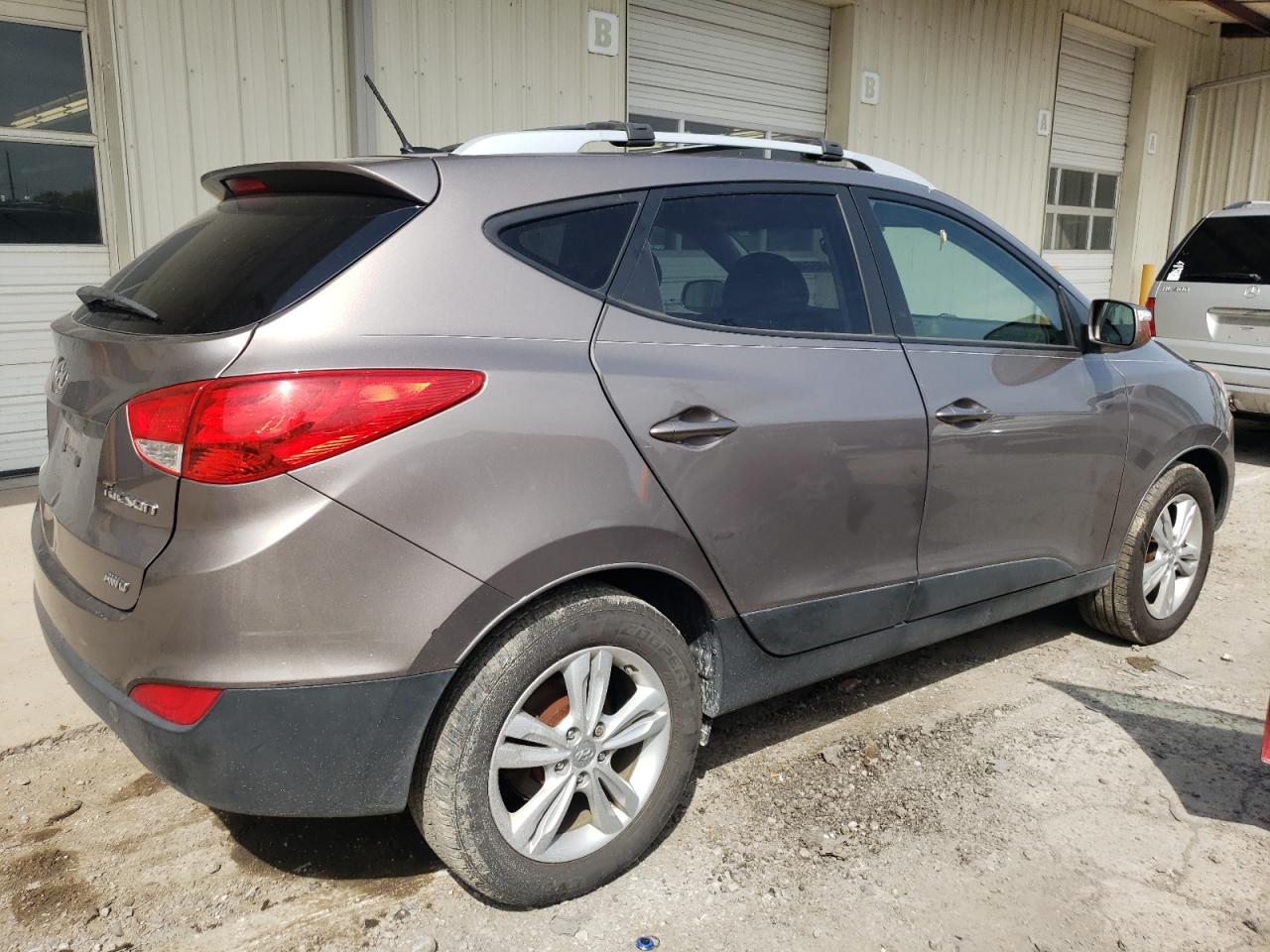 KM8JUCAC2CU543183 2012 Hyundai Tucson Gls