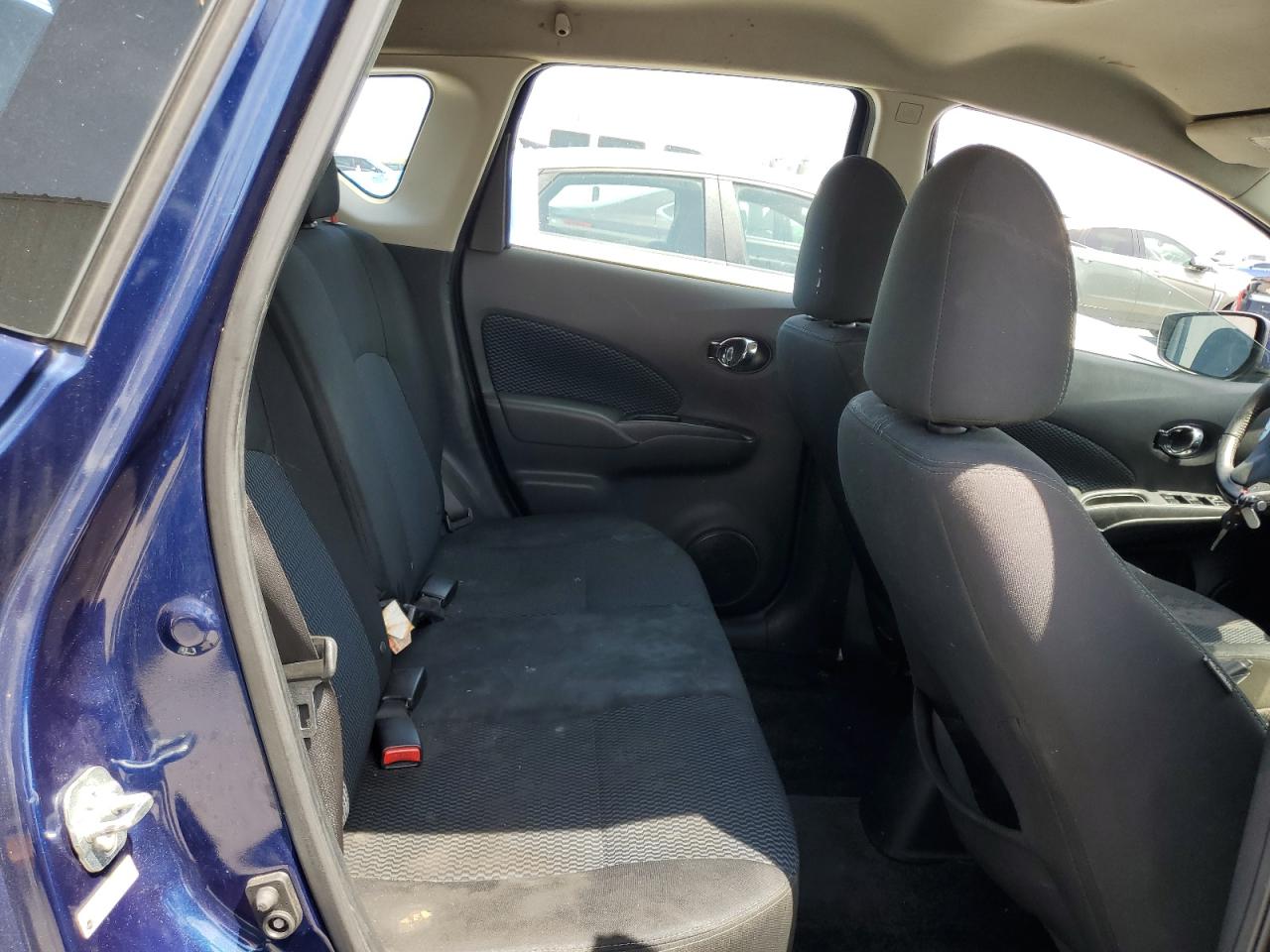 3N1CE2CP0JL352683 2018 Nissan Versa Note S