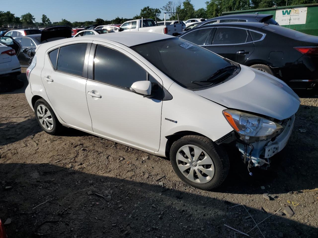 JTDKDTB30E1565095 2014 Toyota Prius C