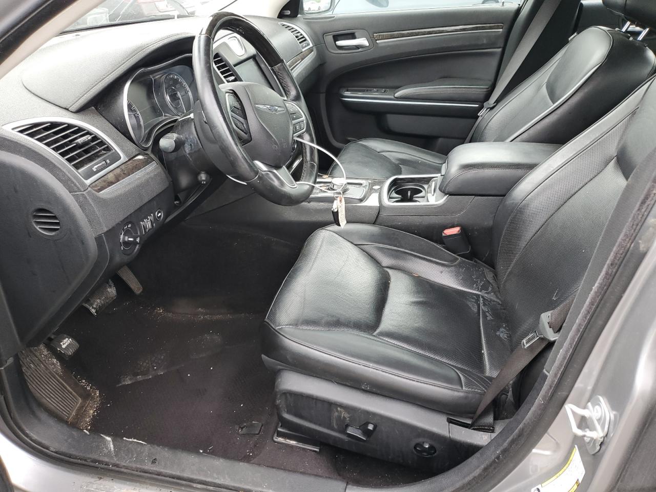 2C3CCAKG5JH268161 2018 Chrysler 300 Limited