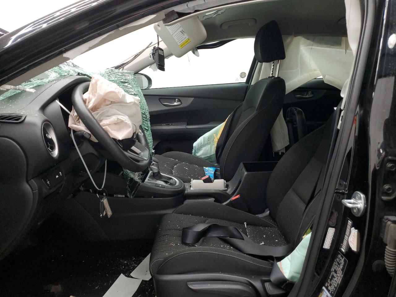 3KPF24ADXME339505 2021 Kia Forte Fe