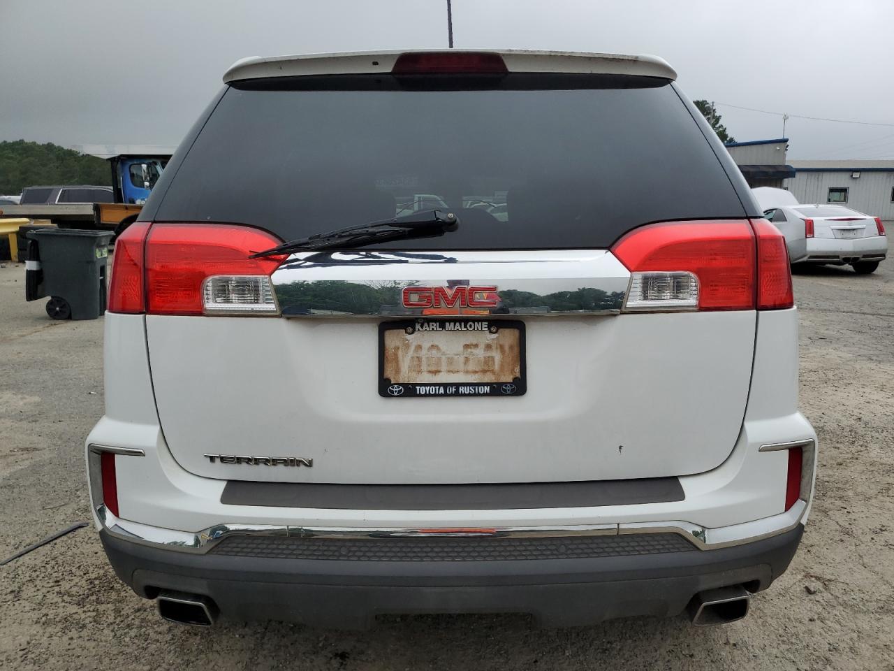 2GKFLPE38G6159660 2016 GMC Terrain Slt