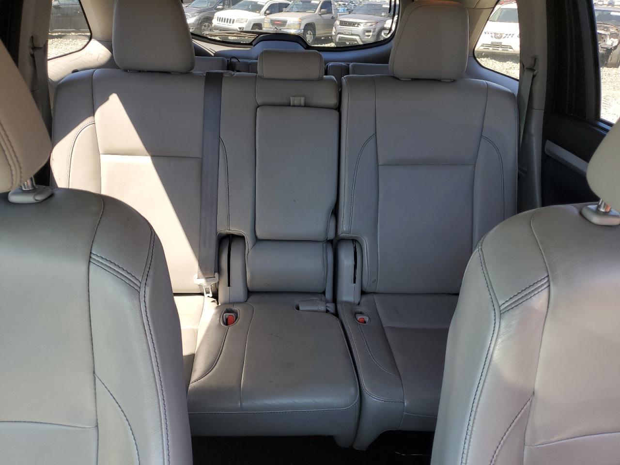 5TDKKRFH2FS074031 2015 Toyota Highlander Xle