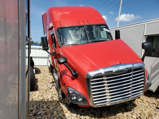 Lot #2556062442 2018 FREIGHTLINER CASCADIA 1 salvage car