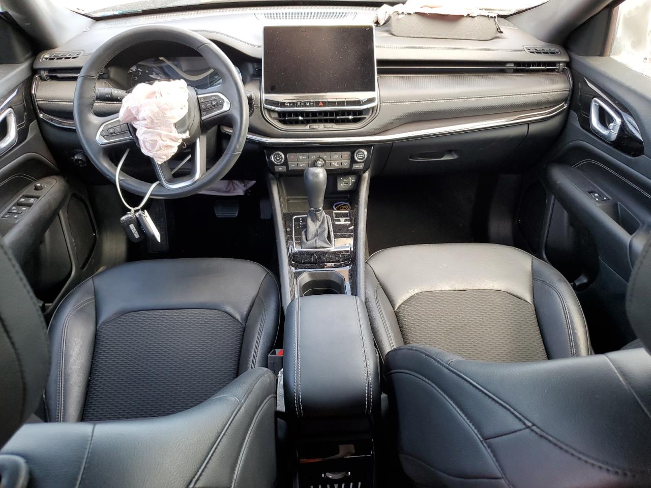 3C4NJCBB1NT214783 2022 Jeep Compass Latitude