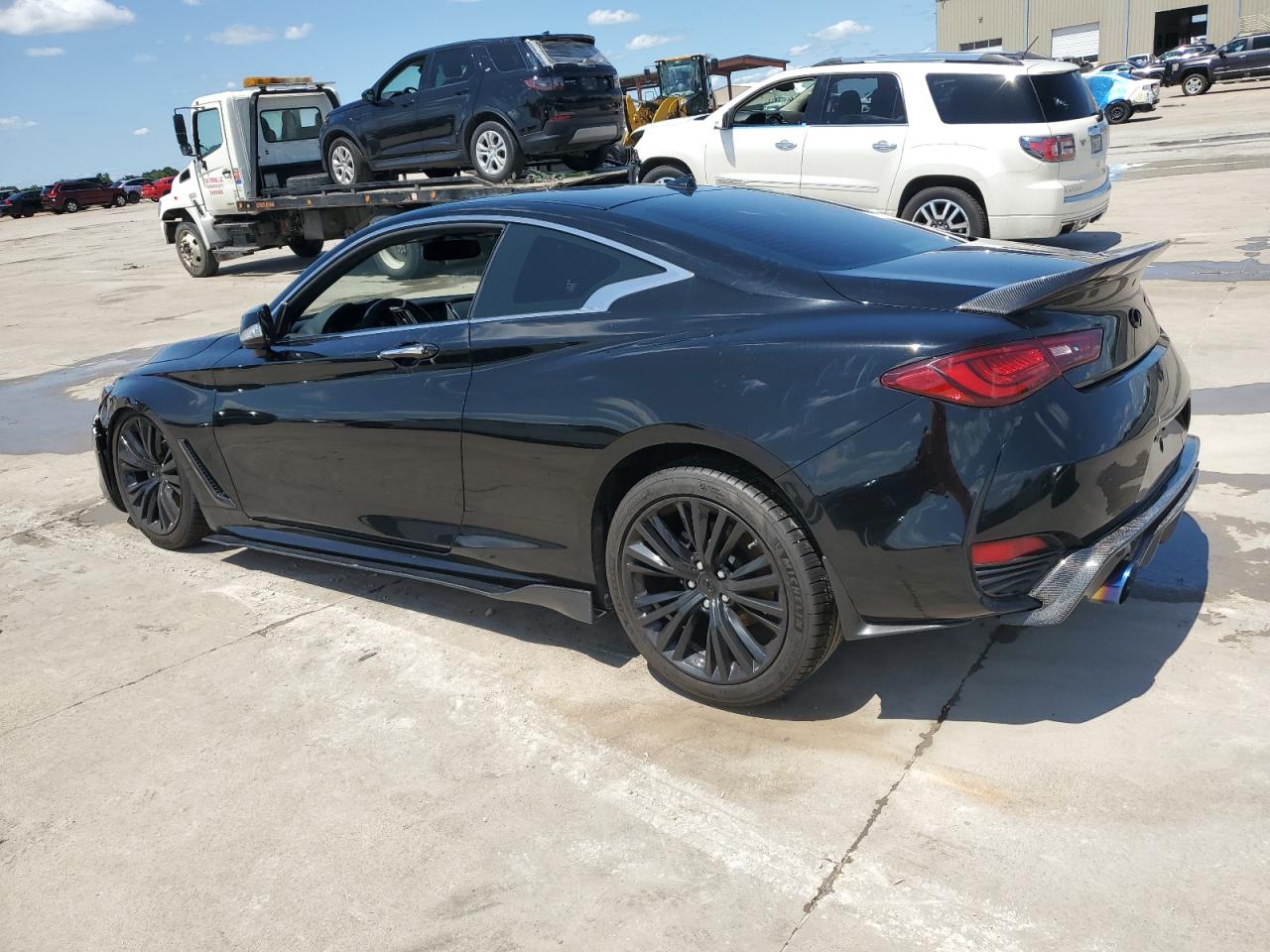 JN1EV7EK4JM342364 2018 Infiniti Q60 Luxe 300