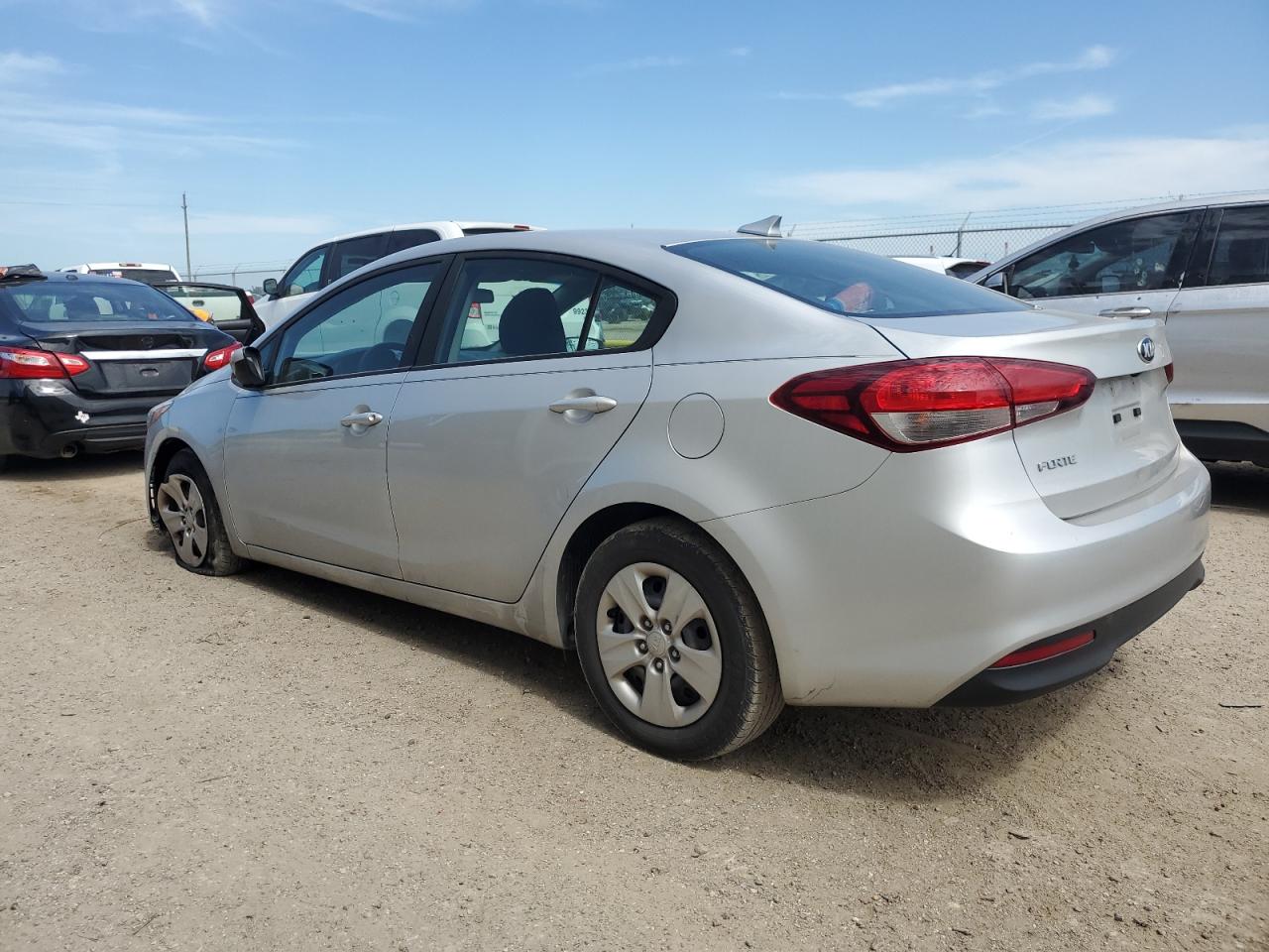 3KPFL4A79JE247580 2018 Kia Forte Lx