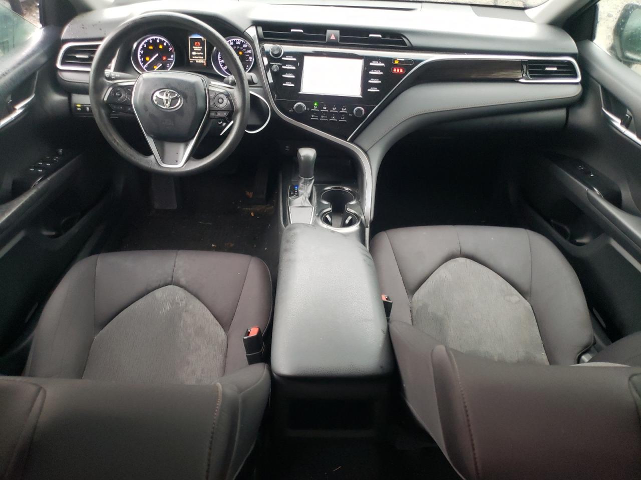 4T1B11HKXJU080480 2018 Toyota Camry L