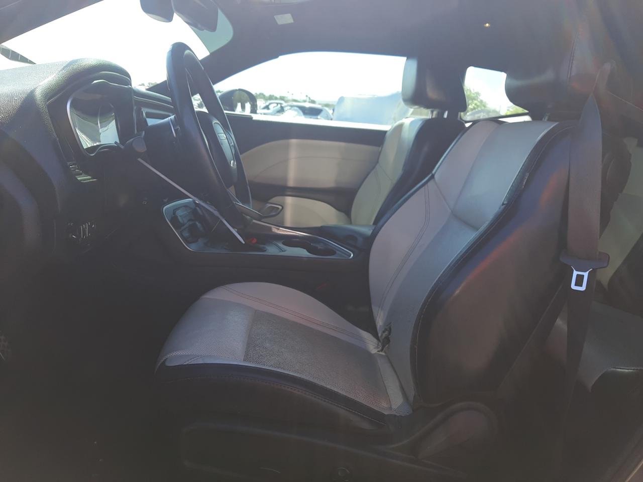 2C3CDZAG4GH264270 2016 Dodge Challenger Sxt