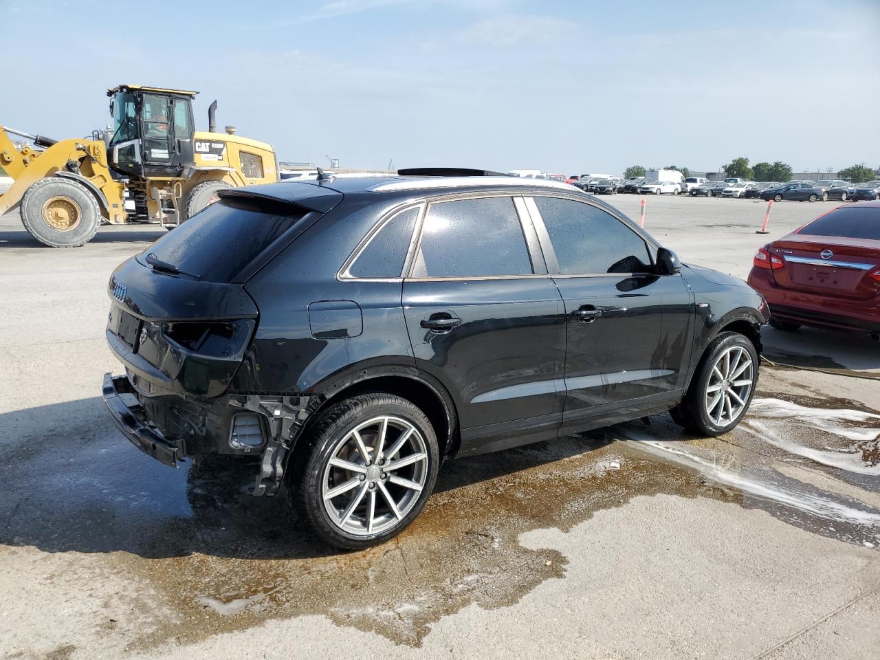 2018 Audi Q3 Premium vin: WA1BCCFS5JR021962