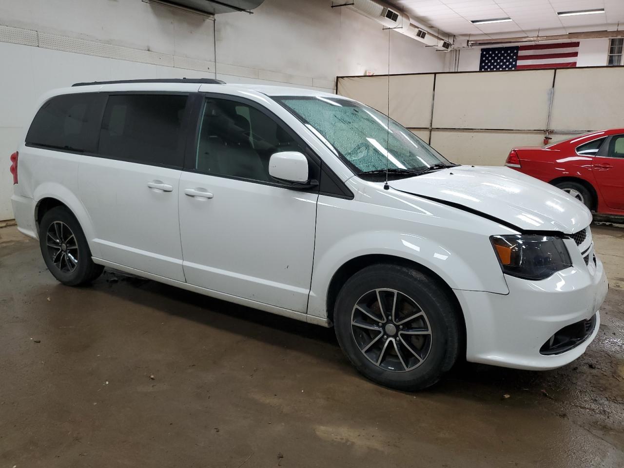 2018 Dodge Grand Caravan Gt vin: 2C4RDGEG2JR201030