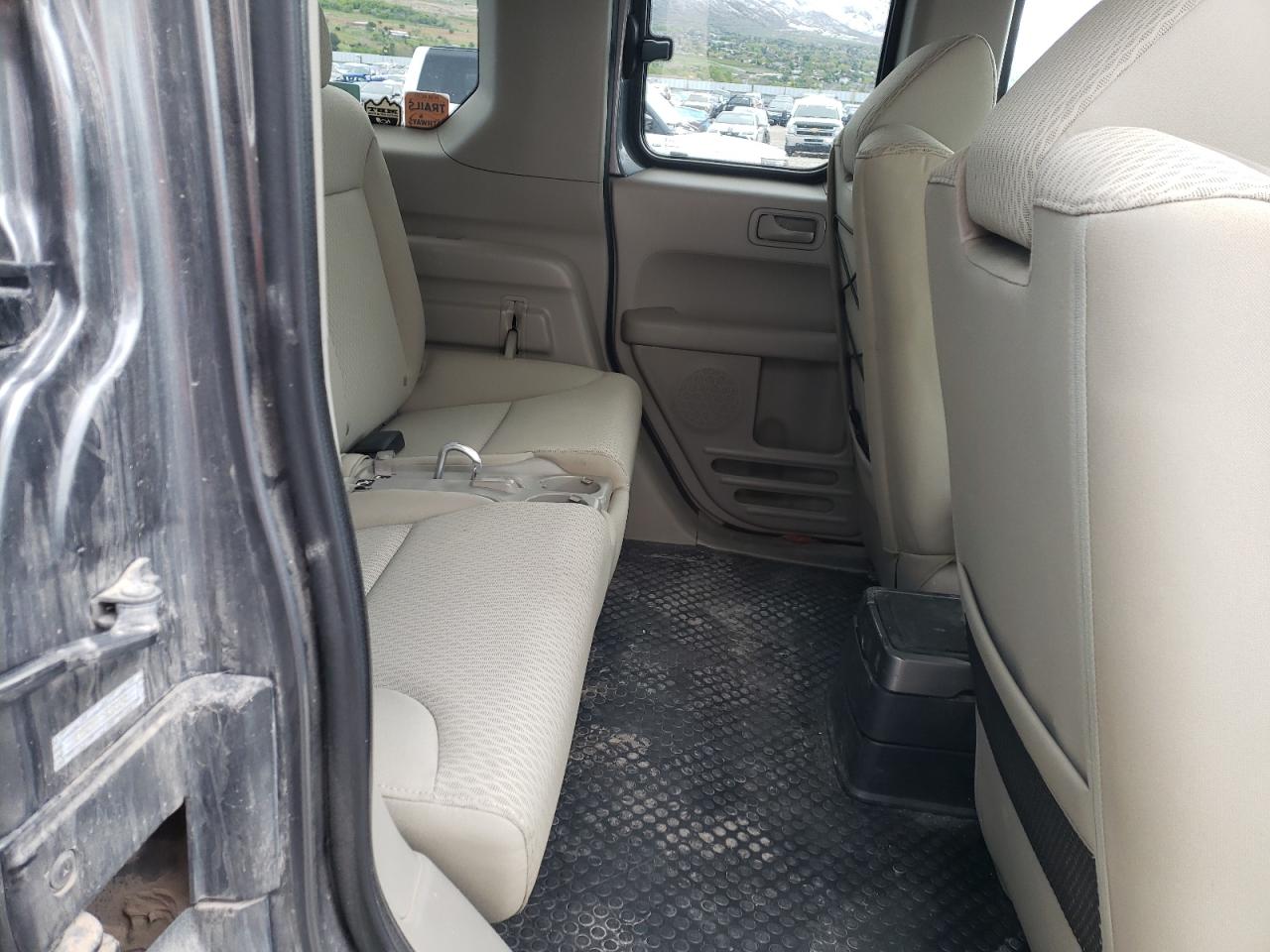 5J6YH2H72BL002451 2011 Honda Element Ex