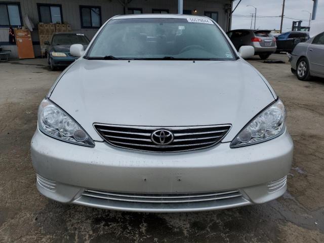 2005 Toyota Camry Le VIN: 4T1BF32K25U095146 Lot: 55570044