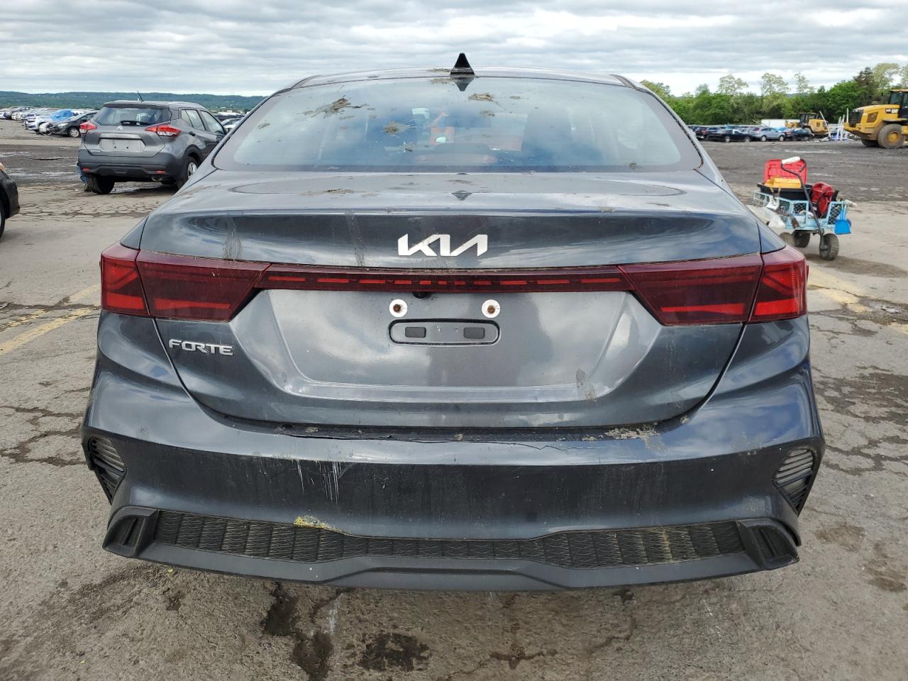 3KPF24AD7PE555994 2023 Kia Forte Lx