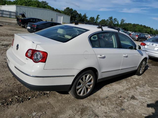 2010 Volkswagen Passat Komfort VIN: WVWJM7AN7AE137923 Lot: 54851154