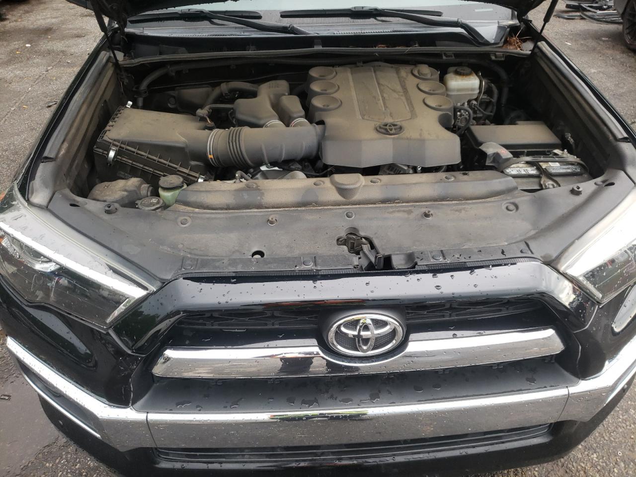 JTEBU5JR4E5180273 2014 Toyota 4Runner Sr5