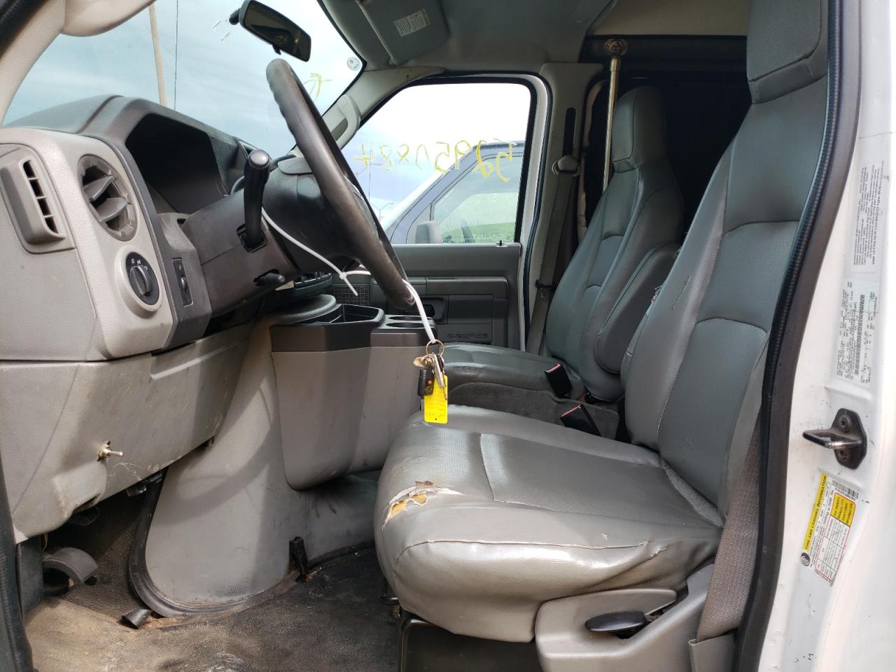 1FTNE2EW2ADB02653 2010 Ford Econoline E250 Van