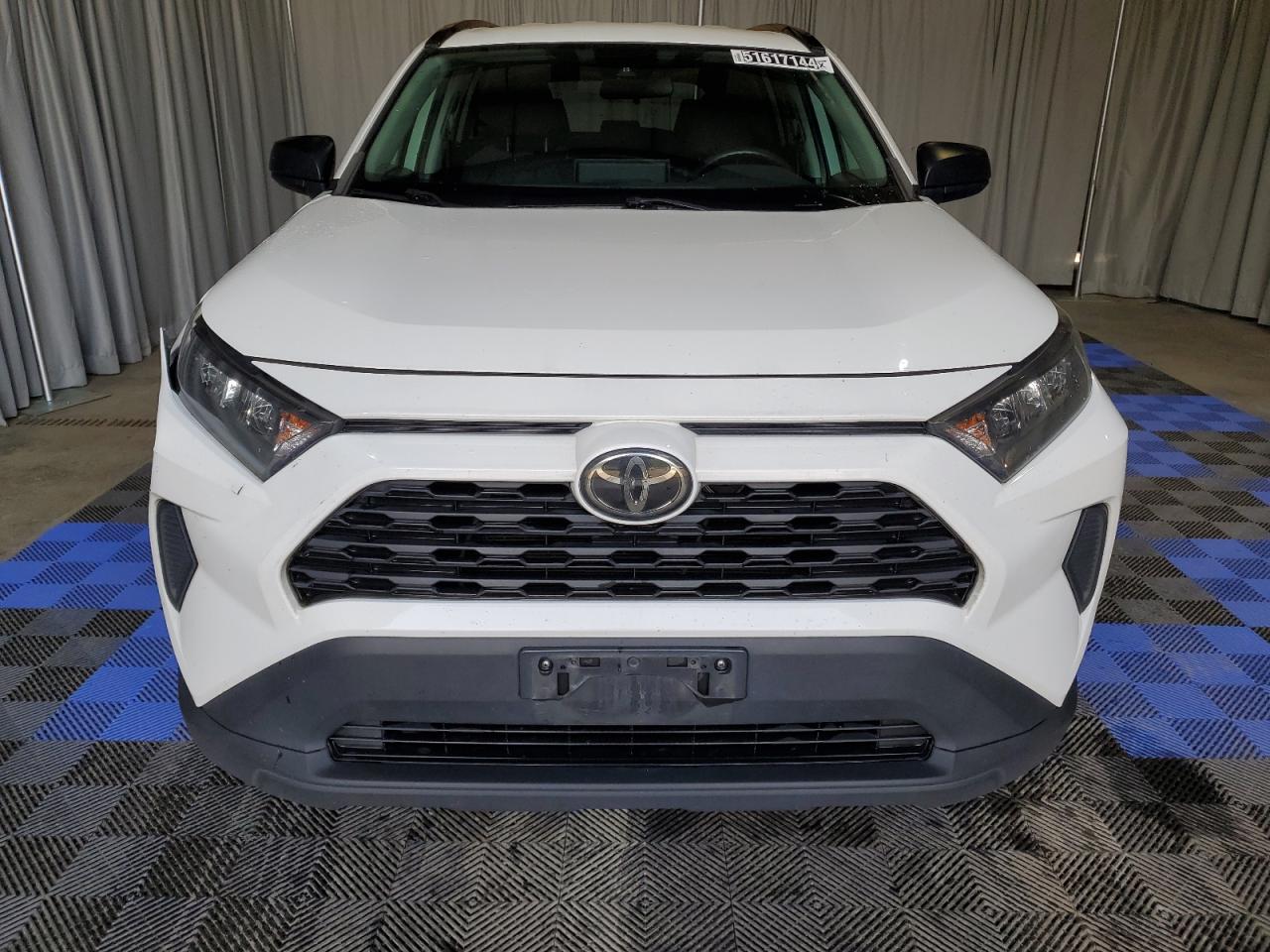 2019 Toyota Rav4 Le vin: 2T3F1RFVXKW058601