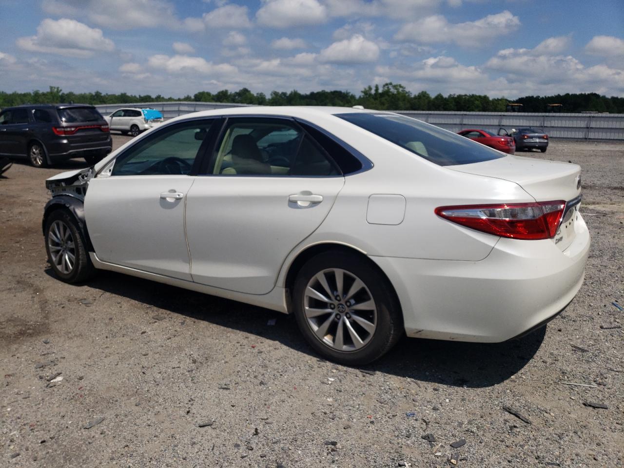 4T1BF1FK5FU994079 2015 Toyota Camry Le