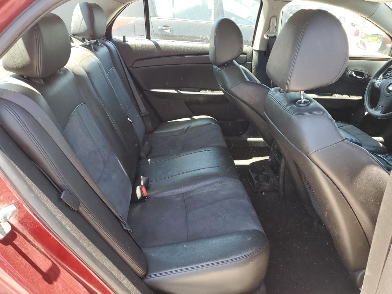 1G1ZD5EB2AF125236 2010 Chevrolet Malibu 2Lt