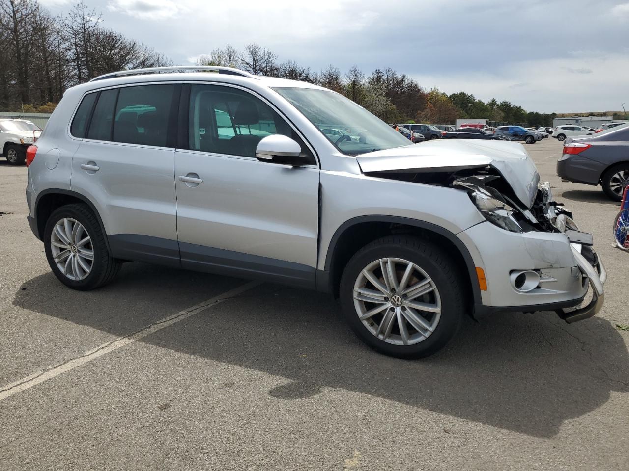 WVGBV7AX5BW537697 2011 Volkswagen Tiguan S