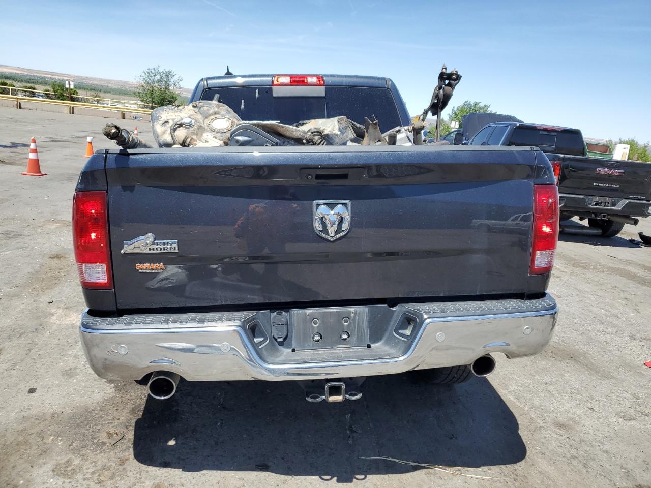 1C6RR6LT5KS537208 2019 Ram 1500 Classic Slt