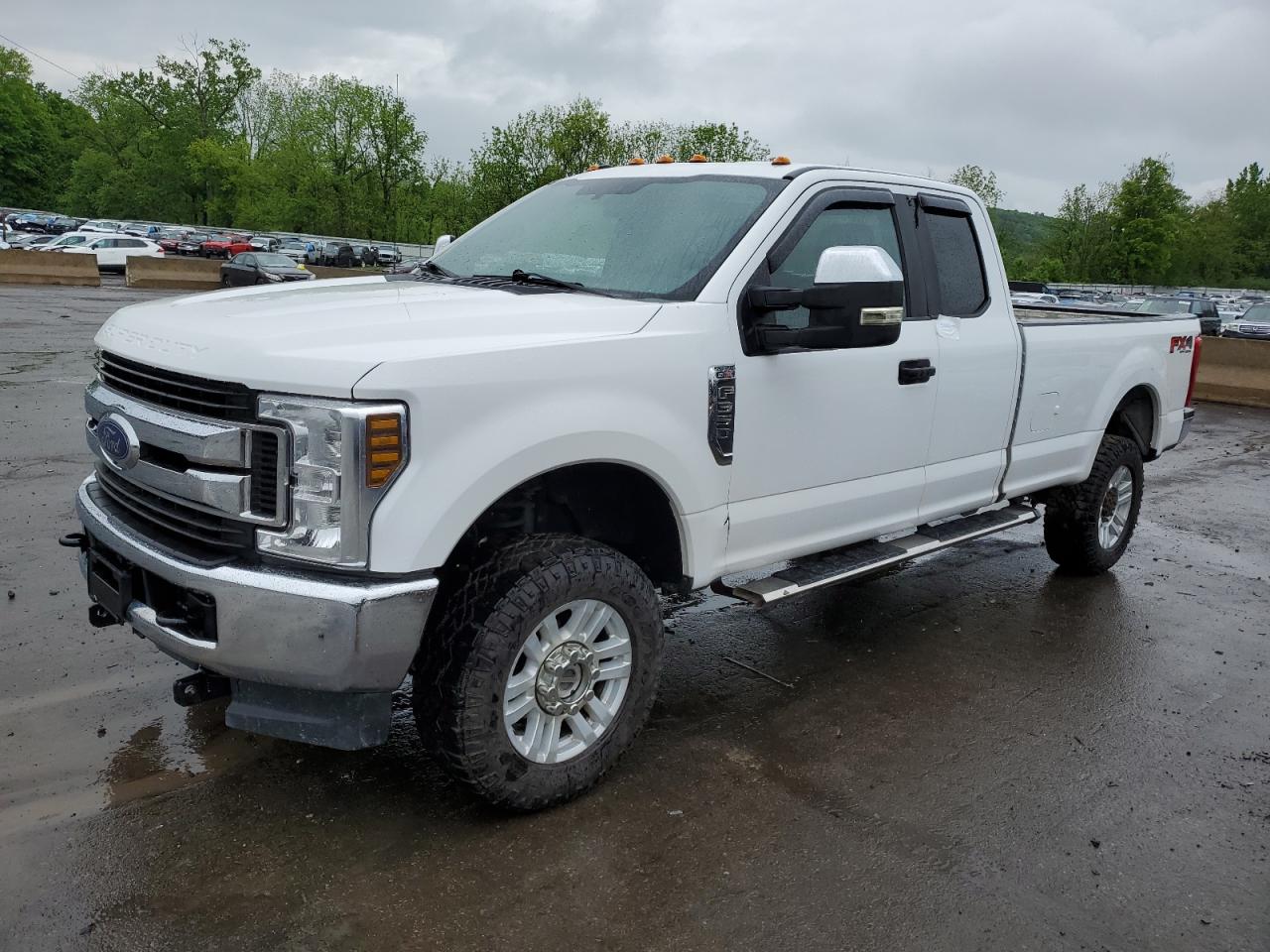 2019 Ford F350 Super Duty vin: 1FT8X3B68KEE70669