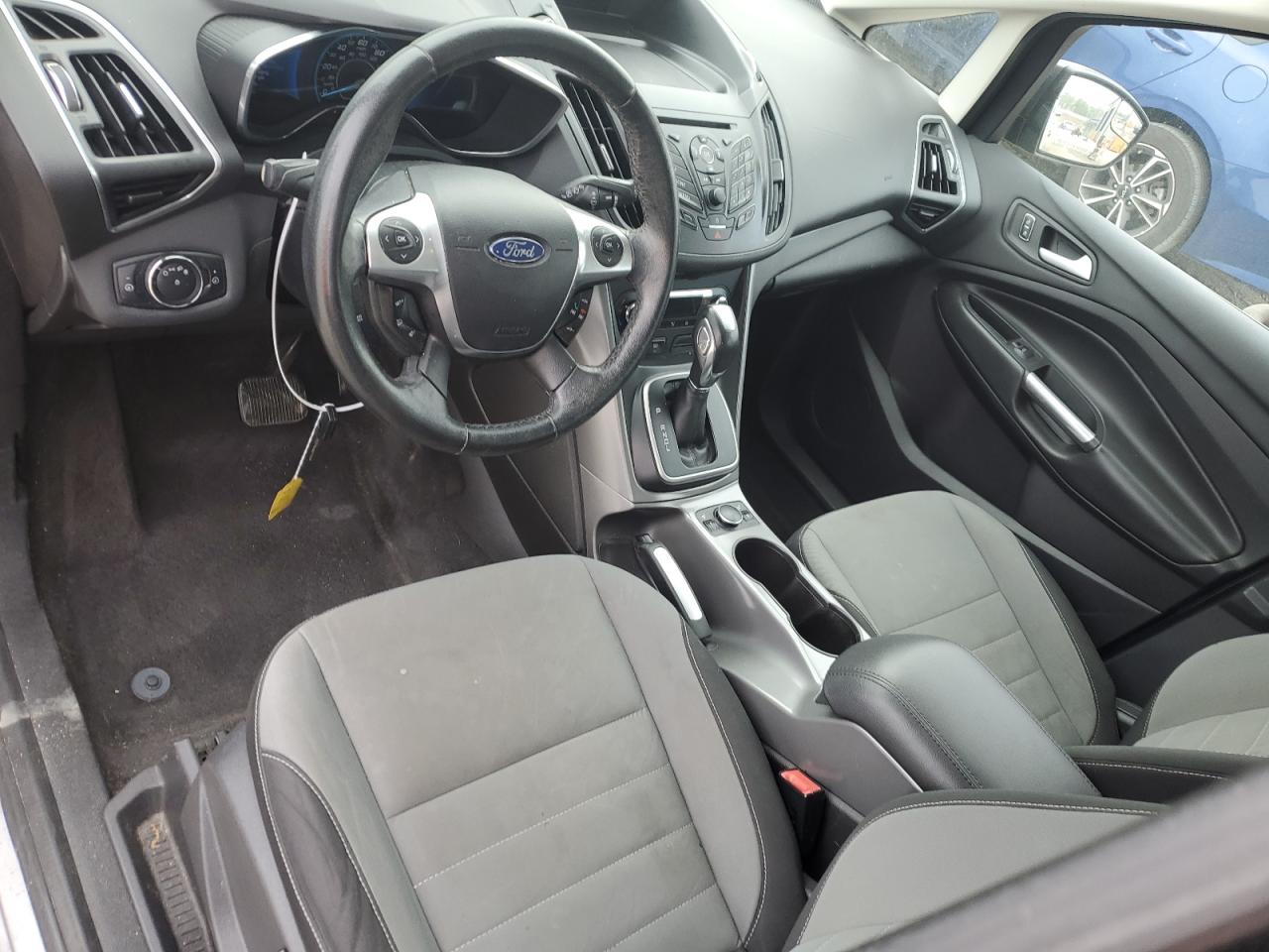 1FADP5AU6DL518295 2013 Ford C-Max Se