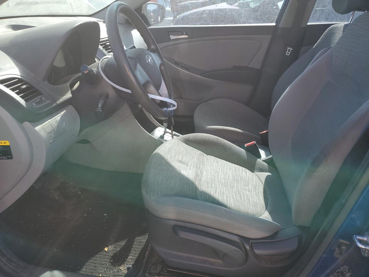 KMHCT4AE8FU922650 2015 Hyundai Accent Gls