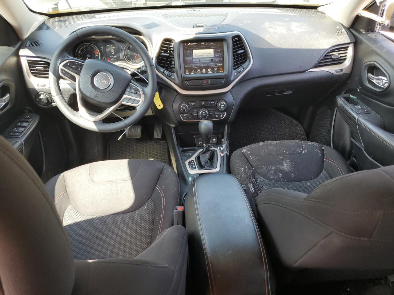 1C4PJLCB7HW578311 2017 Jeep Cherokee Latitude