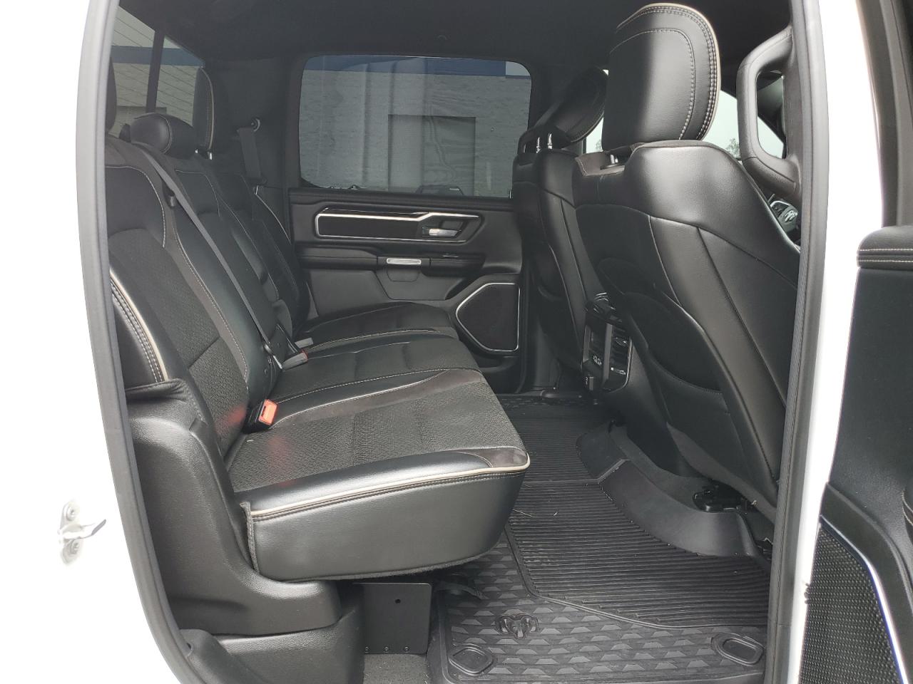 1C6SRFJT1KN775303 2019 Ram 1500 Laramie