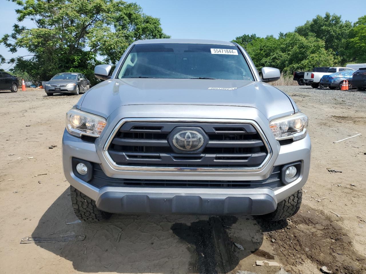 5TFAZ5CN4JX061715 2018 Toyota Tacoma Double Cab