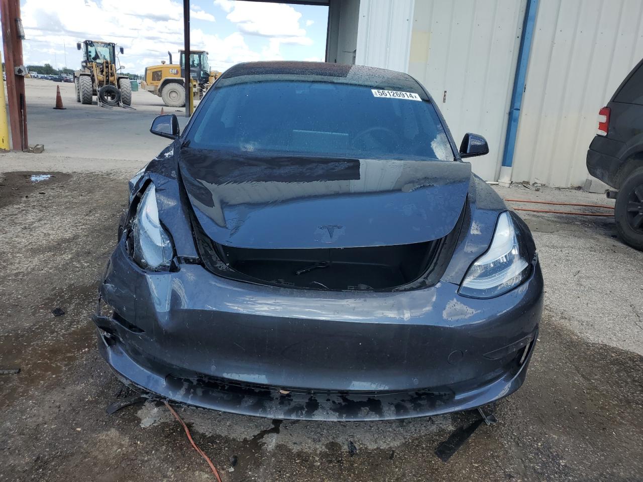 5YJ3E1EB1JF119452 2018 Tesla Model 3