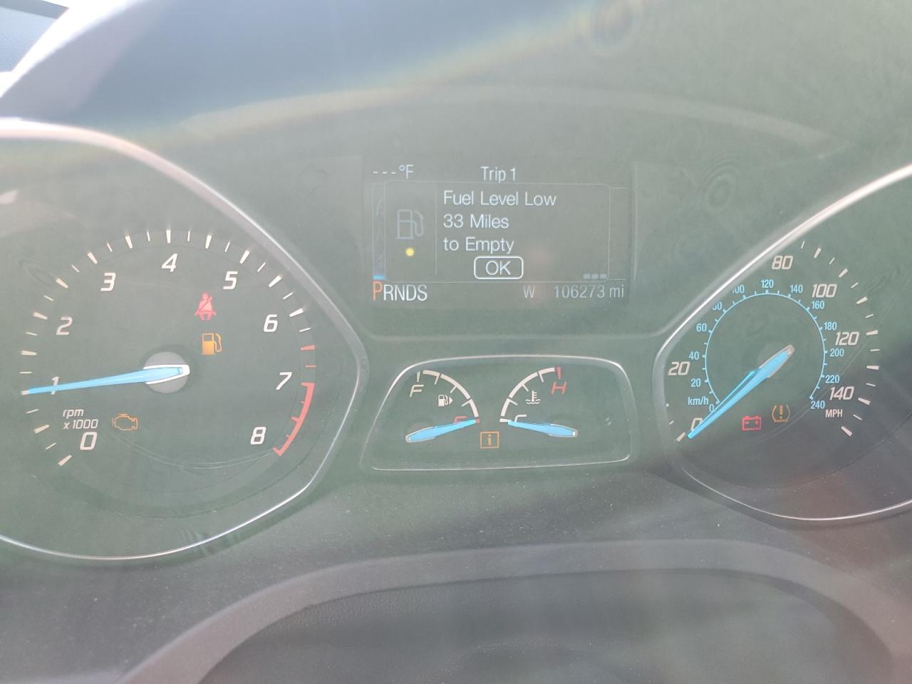 VIN: 1FMCU9GXXGUC28773 2016 FORD ESCAPE