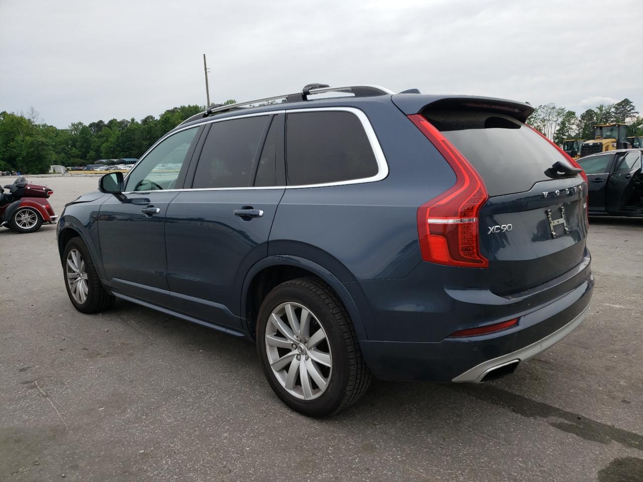 YV4A22PK4K1455641 2019 Volvo Xc90 T6 Momentum