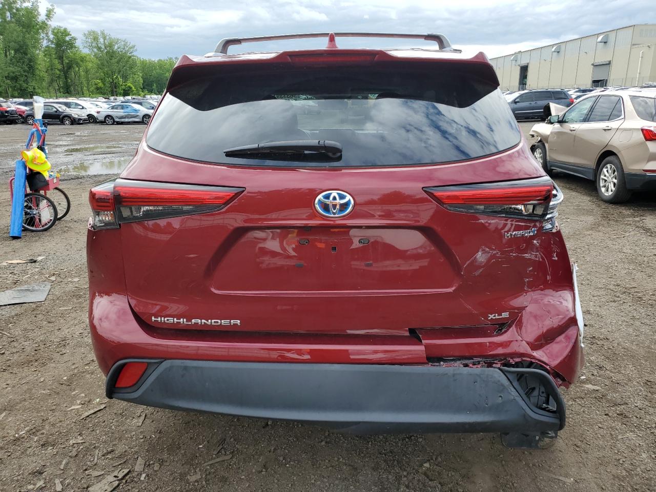 5TDHBRCH9MS530599 2021 Toyota Highlander Hybrid Xle