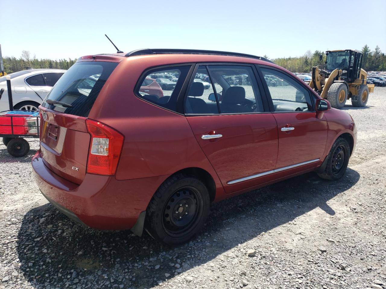 KNAFG525687123877 2008 Kia Rondo Base